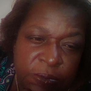 Meet your Posher, Henrietta